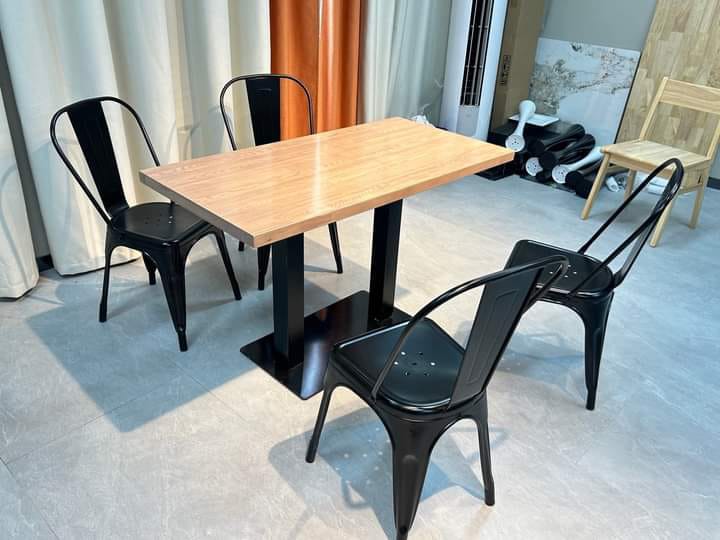 Outdoor Chairs & Loungers